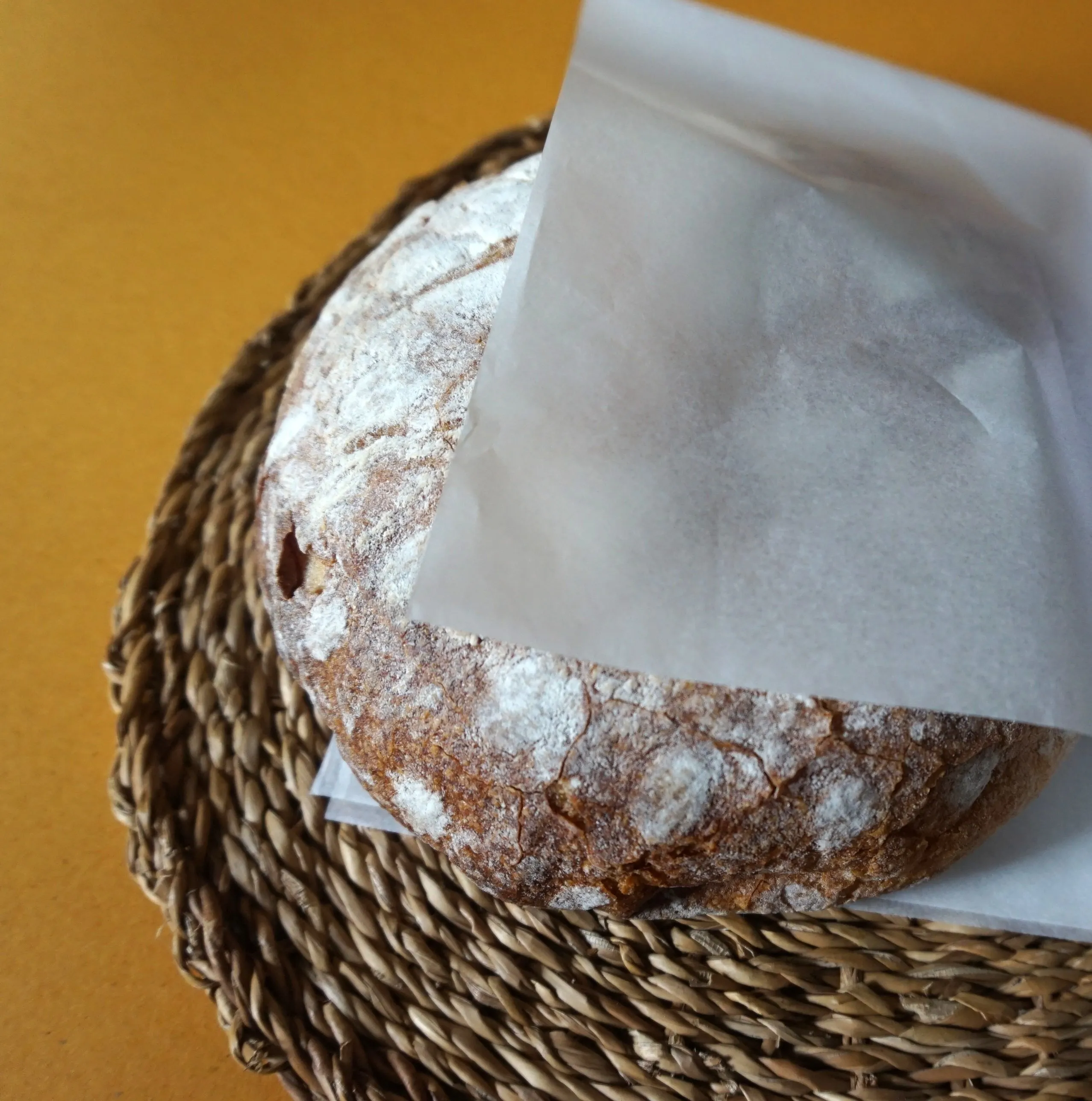 White silk paper — bright white tissue sheets